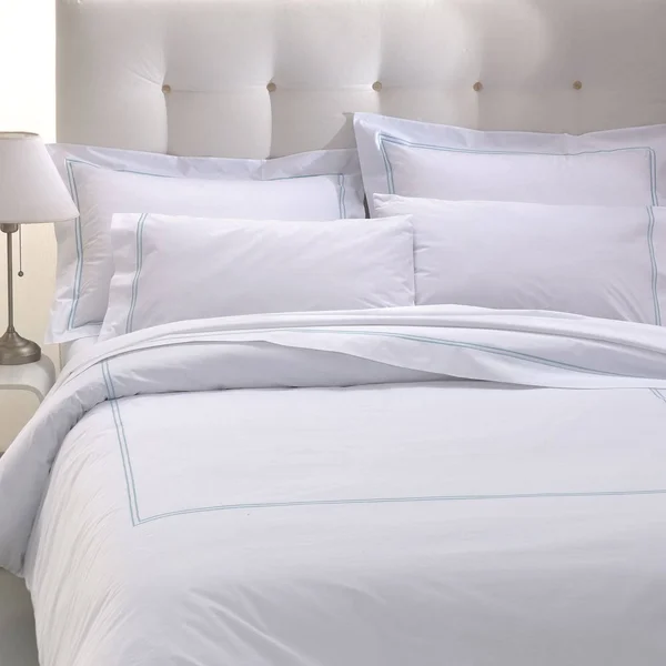 Bellino Fine Linens Manhattan/Hotel Duvet COVER - Size: Queen, Purple