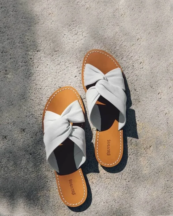 Clara Beach Slide Black - 10