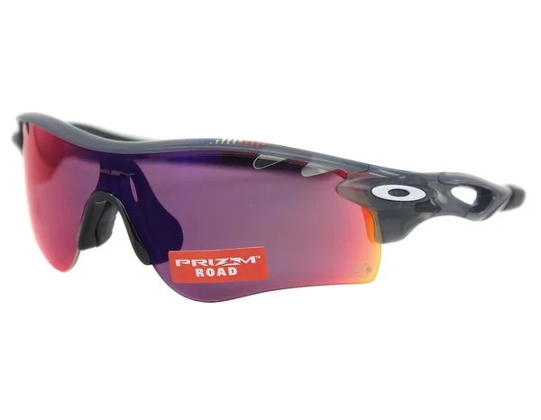 Oakley Sunglasses Radarlock Path (OO9181-48) Grey Smoke 38 mm