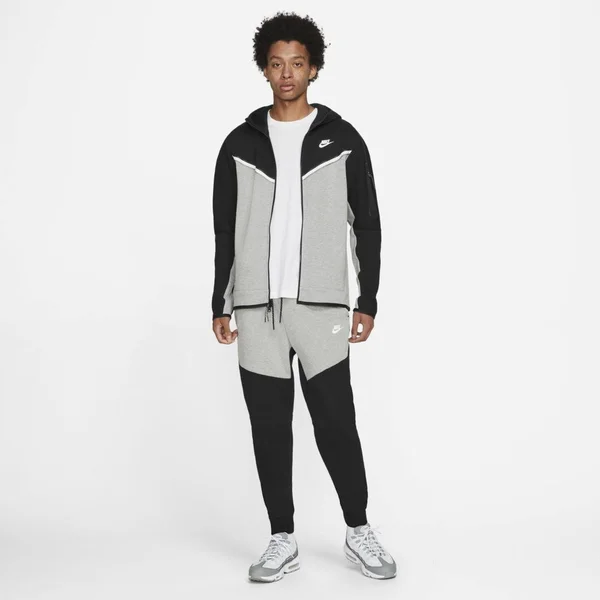 Nike Men's Sportswear Tech Fleece Jogger Pants - 2XLT, Black