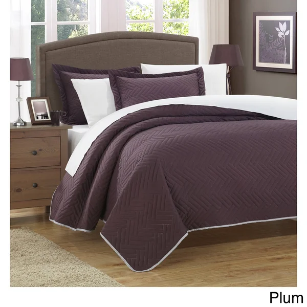 Chic Home Cupertino Herringbone Reversible 7-Piece Quilt Set - Color: Red/Size: Queen