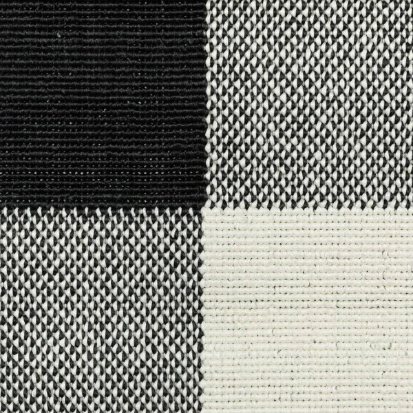 9'x13' Black and Ivory Gingham Indoor Outdoor Area Rug (389523)