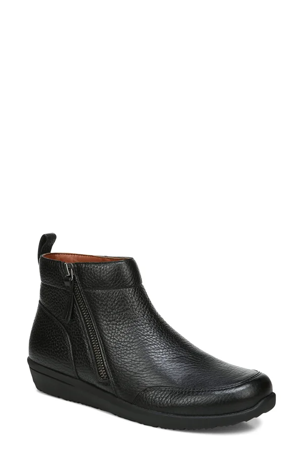 Women's Vionic Lois Bootie - Size 9.5 W - Black