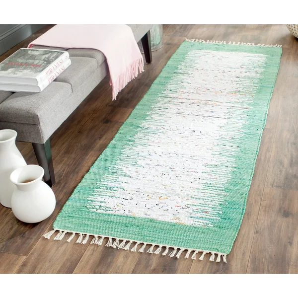 Safavieh Montauk MTK711G 2&3x22 x 9&0x22 Runner Ivory, Grey Area Rug