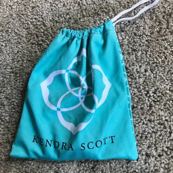 Kendra Scott Gold Rose Quartz Rayne Necklace