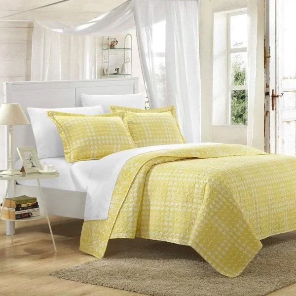Chic Home 3 Piece Napoli Reversible Printed Quilt Set - King, Beige