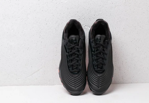 Nike Air Max Deluxe SE (Black)