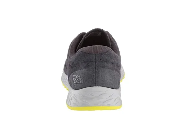 New Balance Men's Fresh Foam Arishi V2 Running Shoe, Size: 10 4E, Black Yellow
