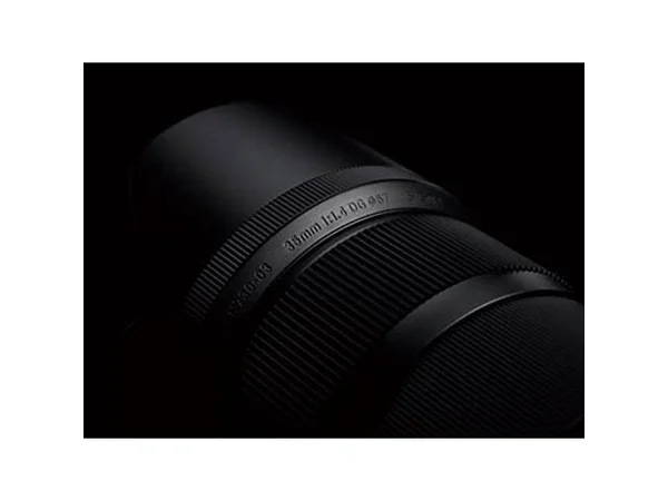 Sigma 340306 35mm F1.4 DG HSM Lens for Nikon (Black) - International Version