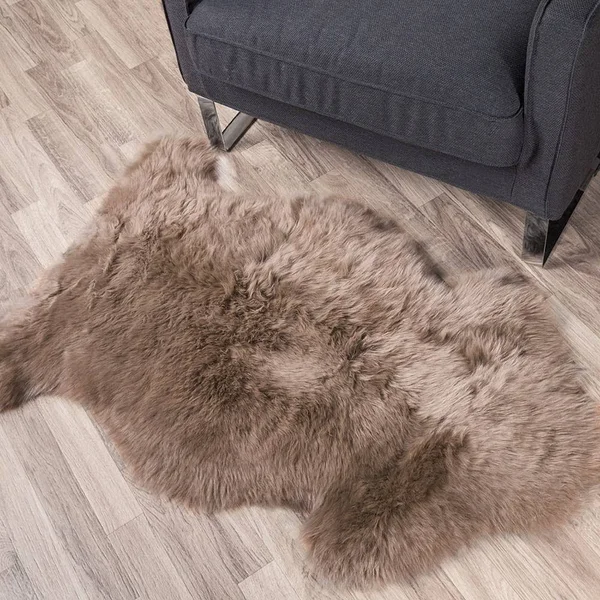 Paco Sheepskin Rug (2x3.5 ft)