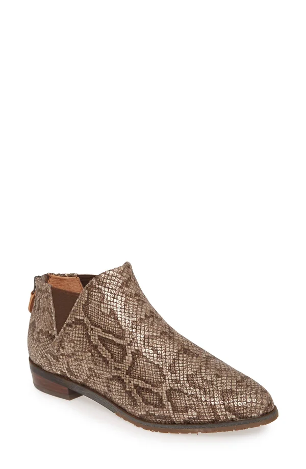 Gentle Souls by Kenneth Cole Neptune Chelsea Leather Bootie