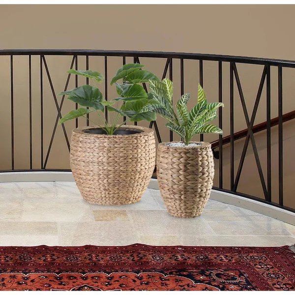 Vintiquewise Water Hyacinth Round Floor Planter with Metal Pot - Set of 2
