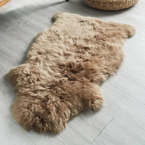 Paco Sheepskin Rug (2x3.5 ft)