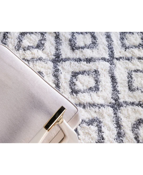 Unique Loom Hygge Shag Diamond Ivory 4 ft. x 6 ft. Area Rug