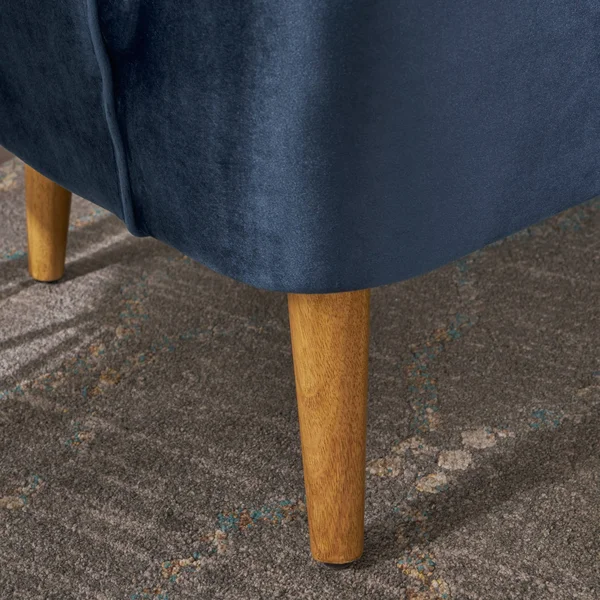 Scarlett Modern Velvet Club Chair - Seafoam Blue