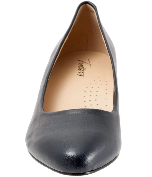 Trotters Kiera 6 Women's Navy