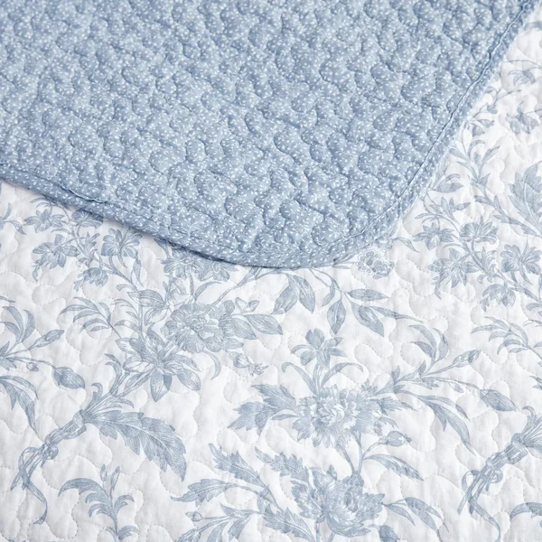 Laura Ashley Amberley Blue Quilt Set - King