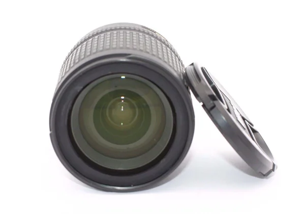 Nikon Lens AF-S DX Zoom-NIKKOR 18-135mm f/3.5-5.6G IF-ED