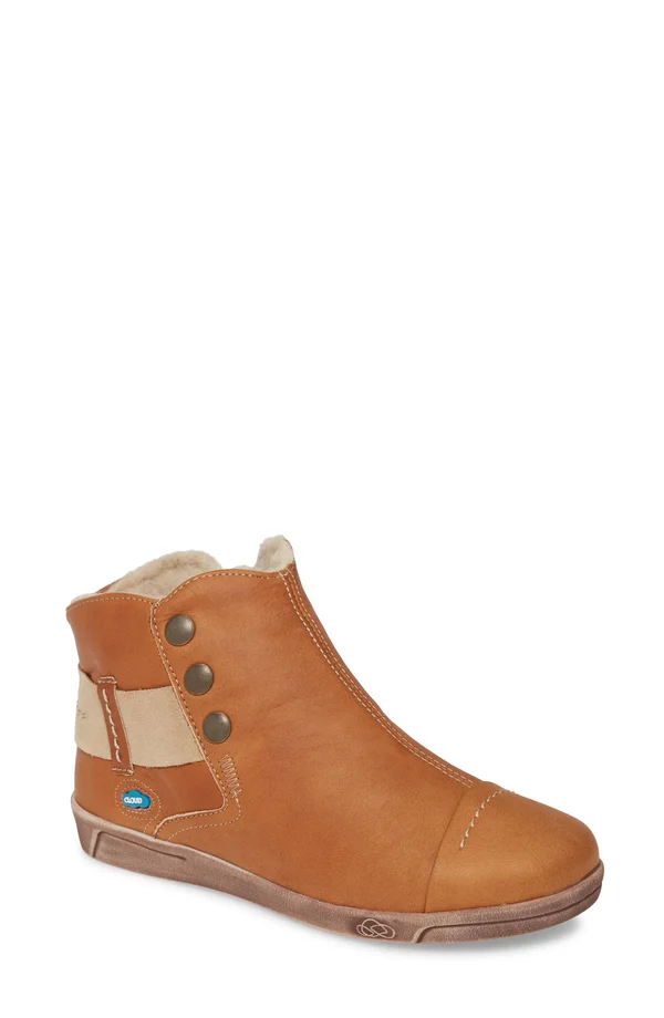 Women's Cloud Aline Bootie - Size 9Us - Red