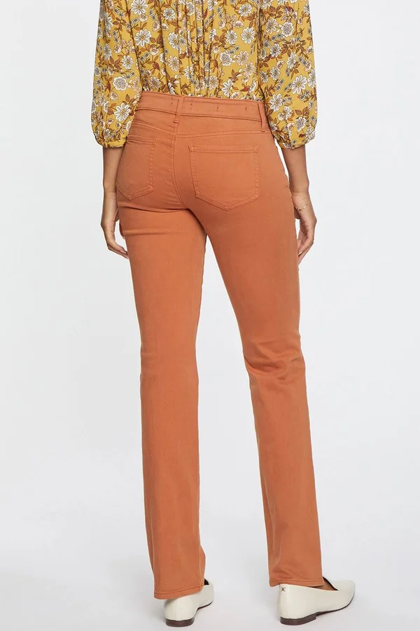 Nydj Marilyn Straight Leg Stretch Jeans - Size 6 in Walnut at Nordstrom