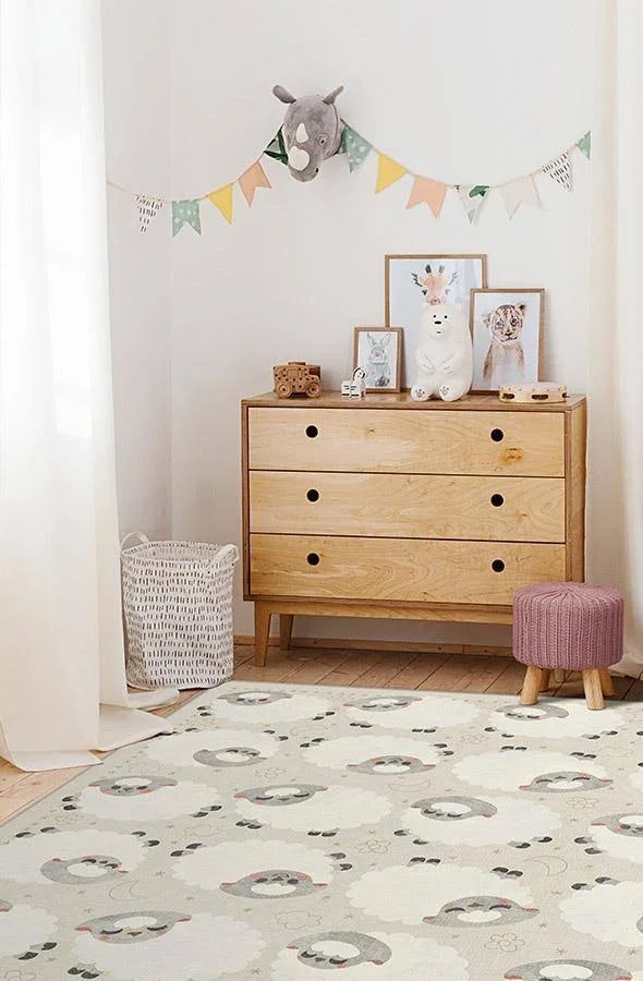 2.5&x10&, Machine Washable Area Rug, Kid & Pet Friendly, Indoor Rug, Sleepy Sheep Soft White Rug, Ruggable
