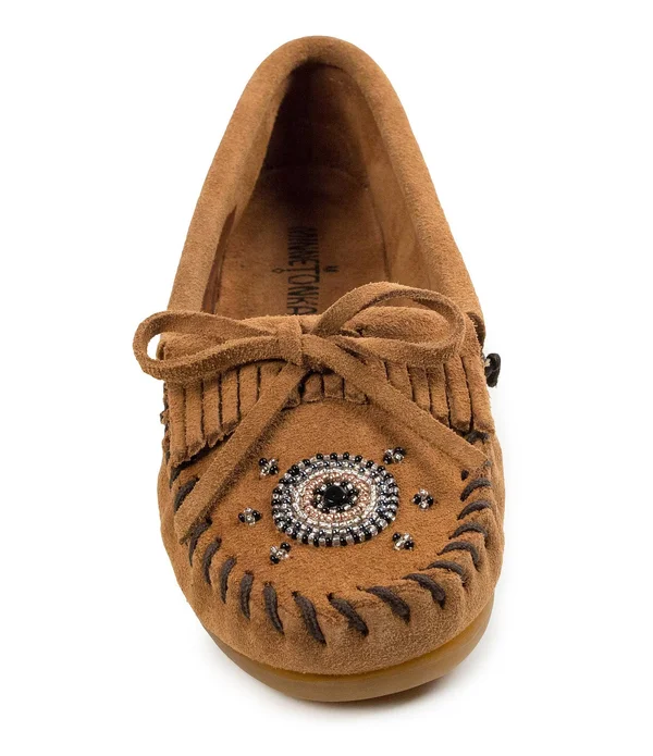Minnetonka Me to We 7.5 Women's Taupe