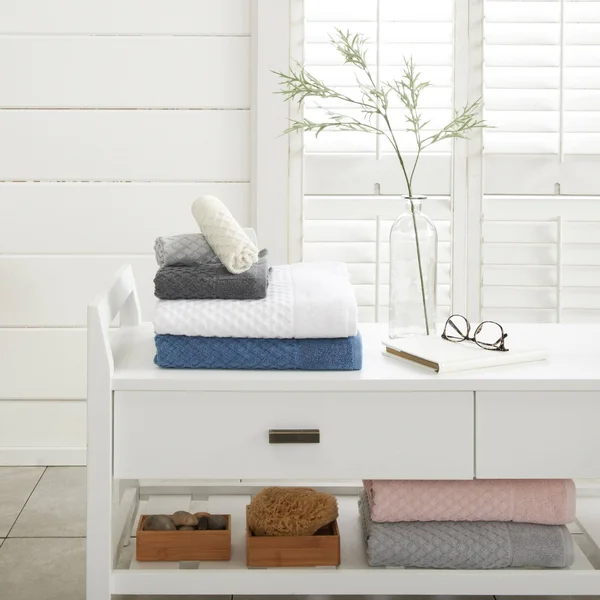 Great Bay Home 100% Cotton Textured 4 Pack Bath Towel Set Pale Green