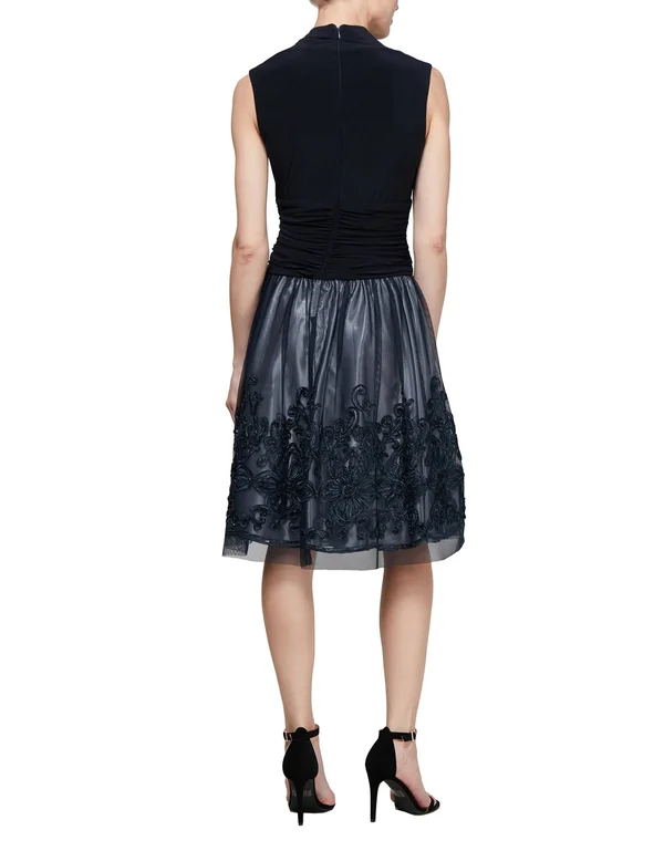 S. L. Fashions Sleeveless Bordered Dress
