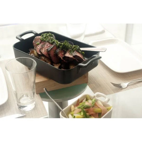 Revol Belle Cuisine 13.5 Roasting Dish; Black
