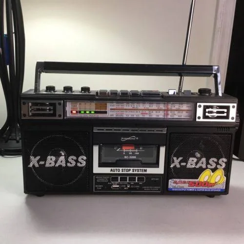 Supersonic Sc-3200 Black Retro 4-Band Radio & Cassette Player