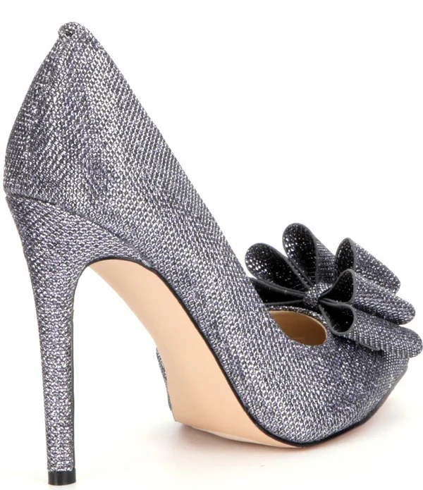 Official Betsey Johnson Prince Gold Pumps (5.5)