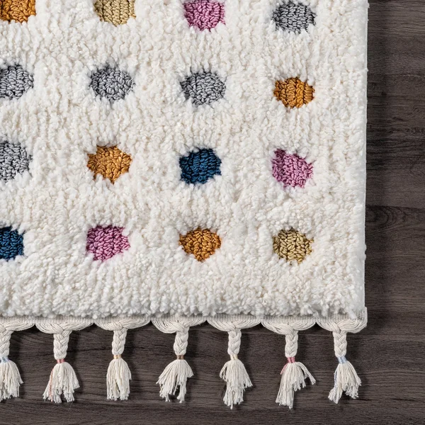 nuLOOM Behati High-Low Polka Dot Tassel Area Rug - Size: 6& 7 inch x 9&
