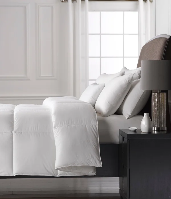 Southern Living Lightweight Warmth Down Comforter Duvet Insert - Full/Queen