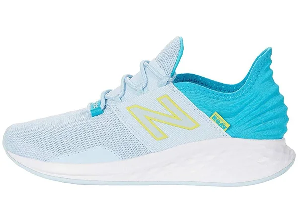 New Balance Women's Fresh Foam Roav Running Shoes - Blue (Size 9)