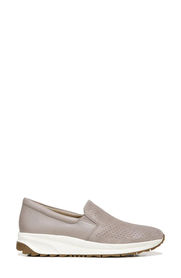 Naturalizer Selah Women's Slip on - Turtle Size 6.5