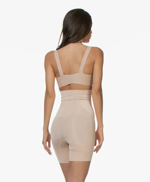 Spanx Oncore High Waisted Mid-Thigh Shorts Soft Nude - L