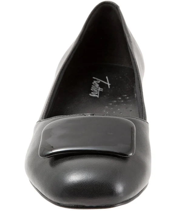 Women's Trotters Delse Pump, Size: 7, Black