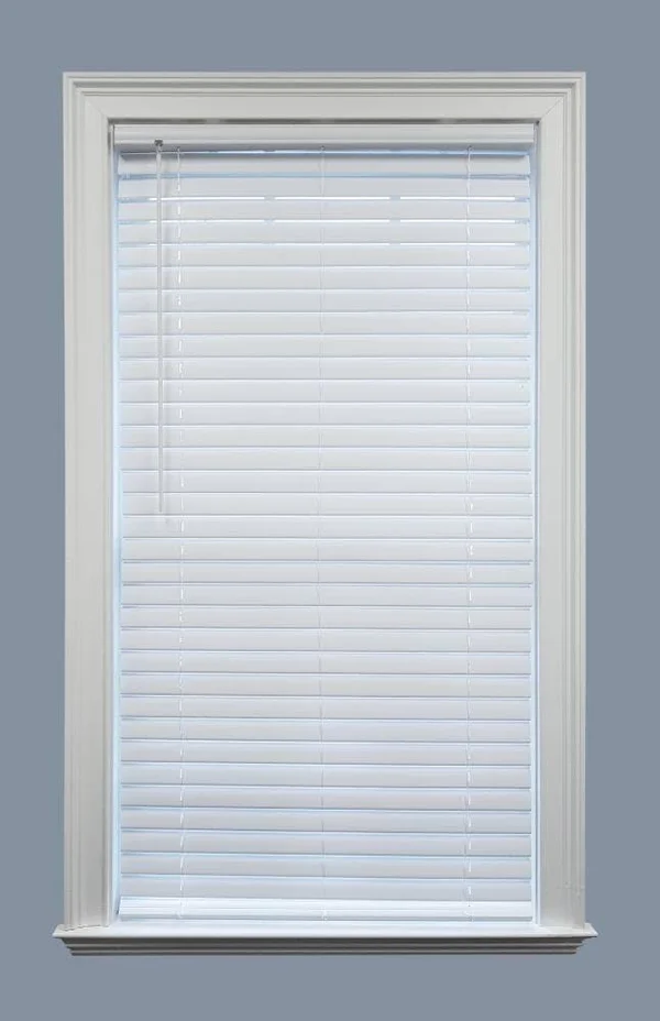Project Source Premium 2-in Slat Width 28-in x 72-in Cordless White Vinyl Room Darkening Plantation Blinds - LWQKWTWT274720