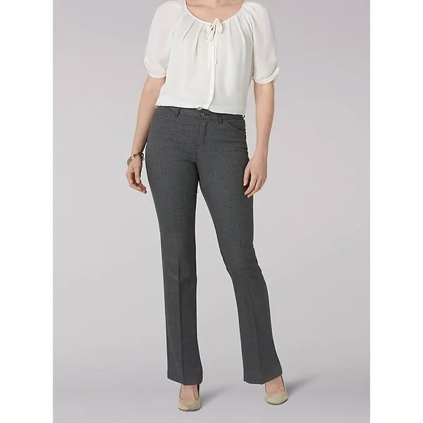 Lee Women's Flex Motion Regular Fit Straight Leg Pant