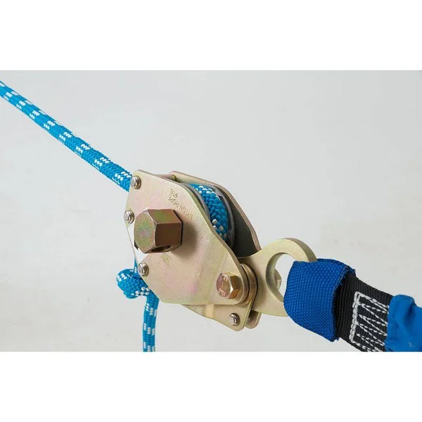Werner L102030 30ft 2-Man Rope Horizontal Lifeline System - Cross-Arm Strap, Ratchet Tensioner