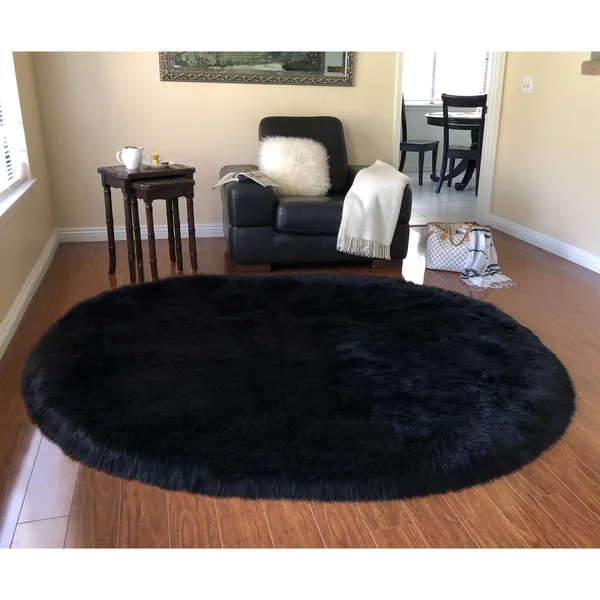Silver Orchid Nansen Faux Sheepskin Oval Shape Shag Area Rug - 6& x 9& Oval - White w/Brown Tips