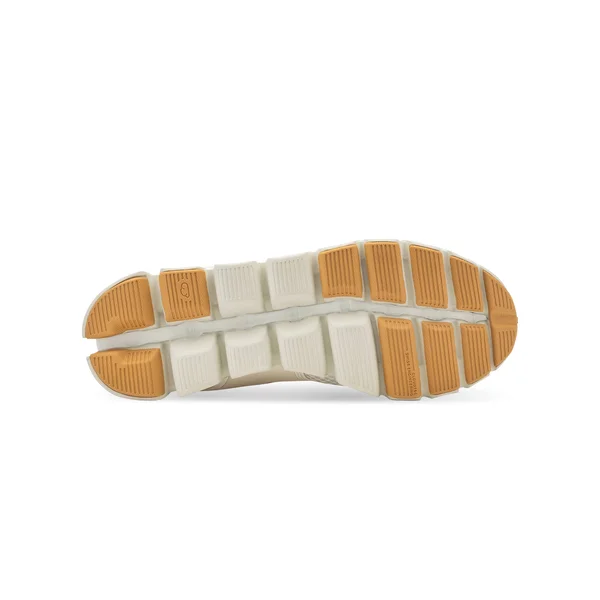 Women's on Cloud White/Sand 10.5