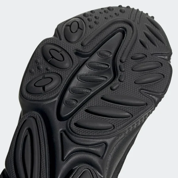 Adidas Men's Core Black Ozweego Shoes - Size: 7.5