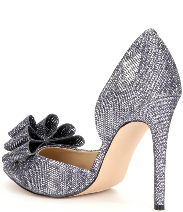 Official Betsey Johnson Prince Gold Pumps (5.5)