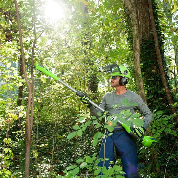 Greenworks G-Max 8x22 Cordless Pole Saw - 40V, 20302