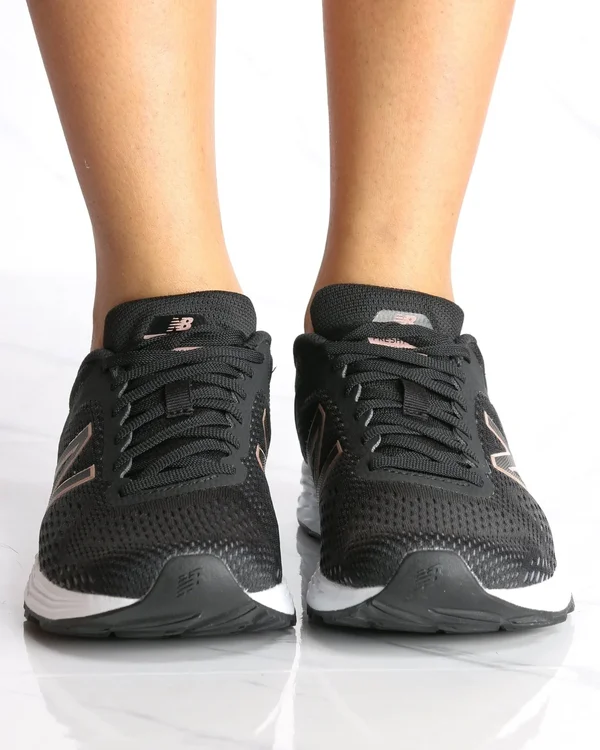 New Balance Fresh Foam Arishi V2 10 Women's Black