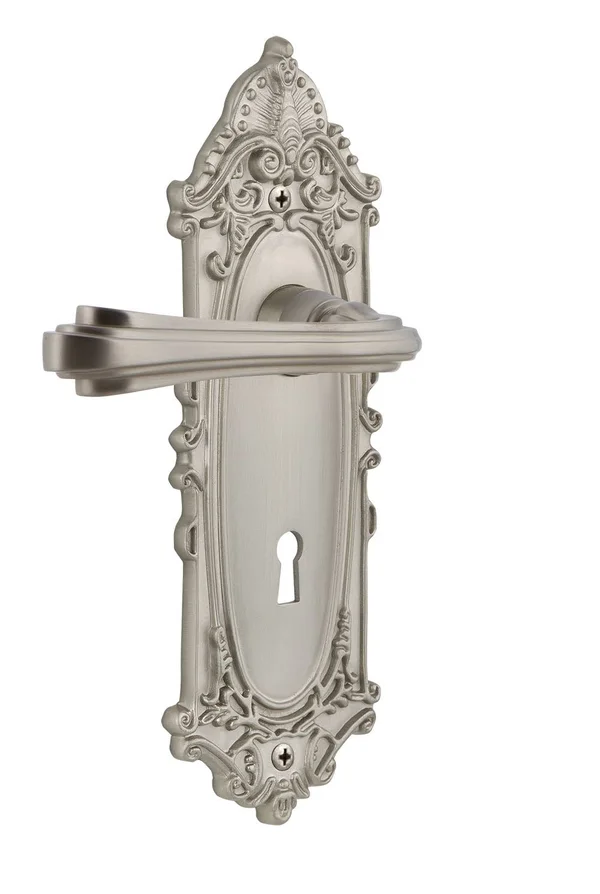 Nostalgic Warehouse VICFLR_PRV_238_KH Fleur Privacy Door Lever Set - Satin Nickel