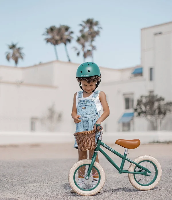 Helmet Sky Banwood