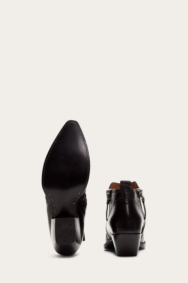 Frye - Sacha Moto Short, 6.5 US, Black