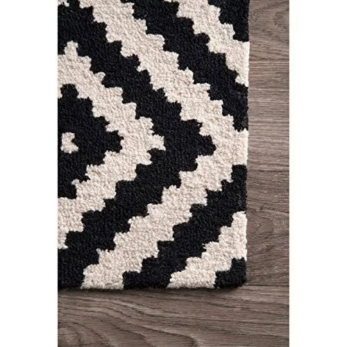 nuLOOM Hand Tufted Kellee Wool Runner Rug, 2& 6x22 x 12&, Black